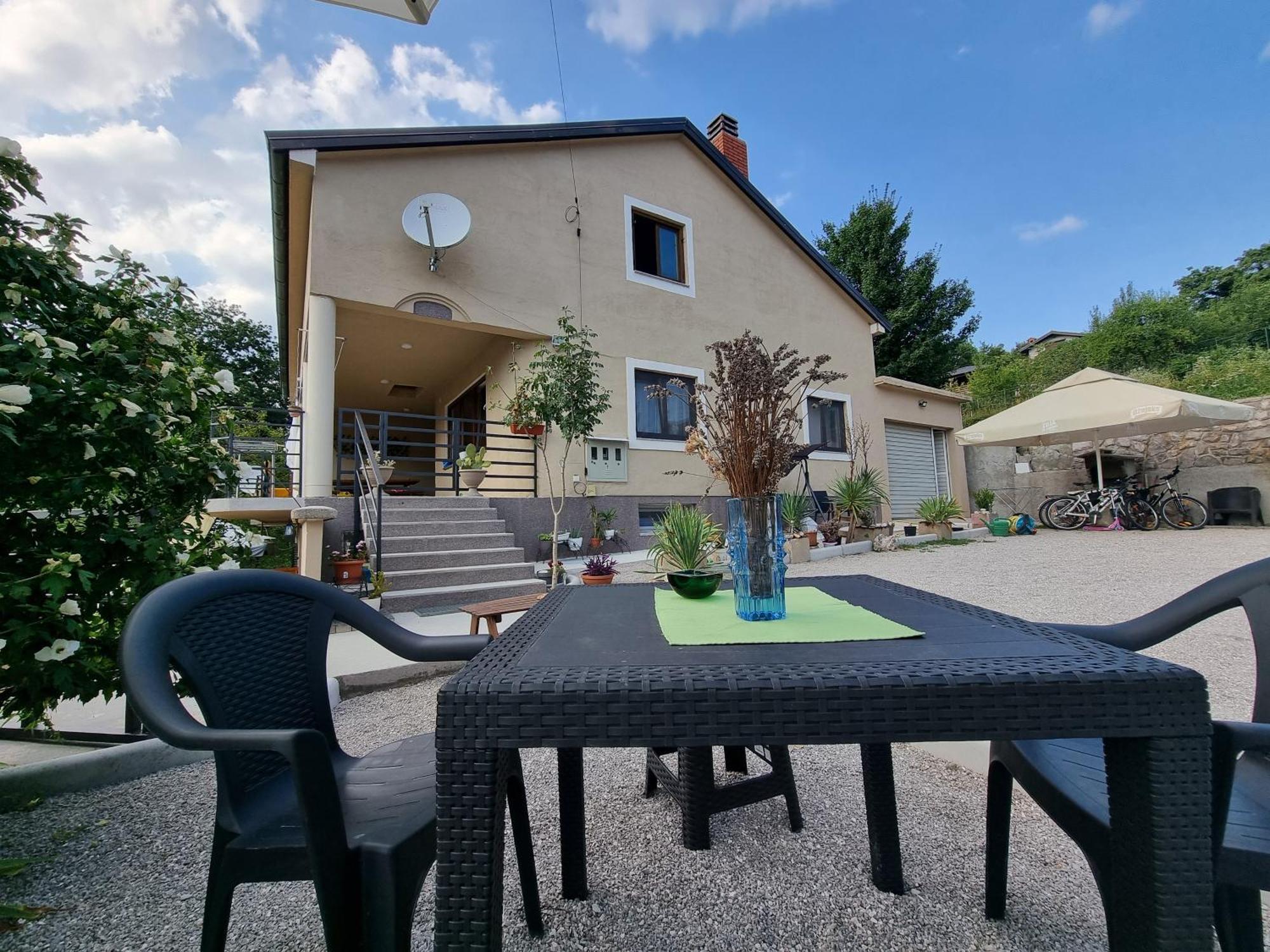 Haus Natura Jurdani Esterno foto